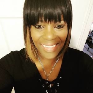 Meet your Posher, Lydia